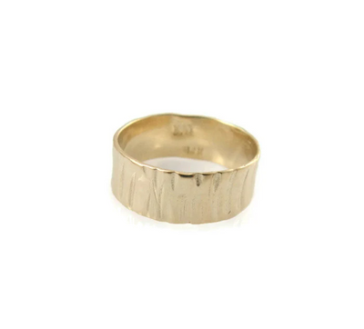 Textured 14k yellow gold ring 6.5mm