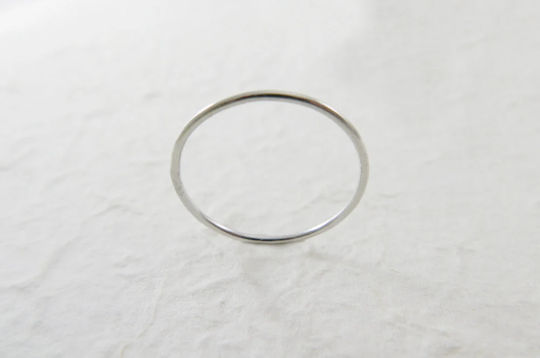 14k white gold super thin 1mm band