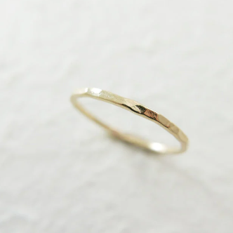 14k yellow gold 1.3 mm hammered band