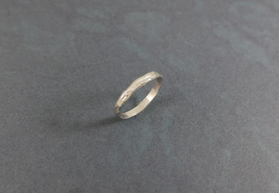 14k white gold  wedding ring