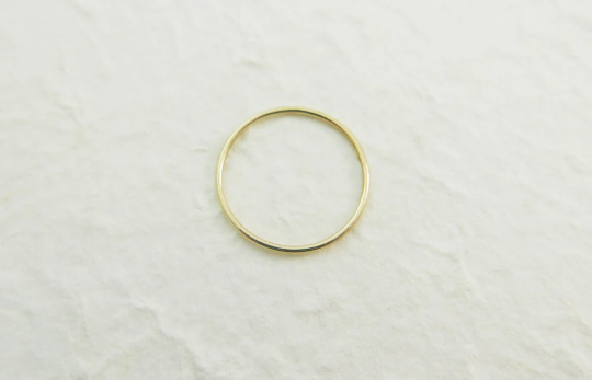 Solid 14k gold super thin 1mm band