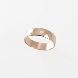 Hammered rose gold 5mm wedding ring (663)