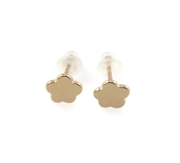 Flower gold stud earrings