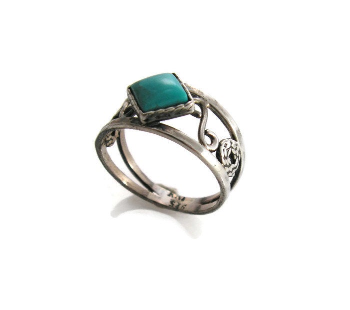 Filigree turquoise ring