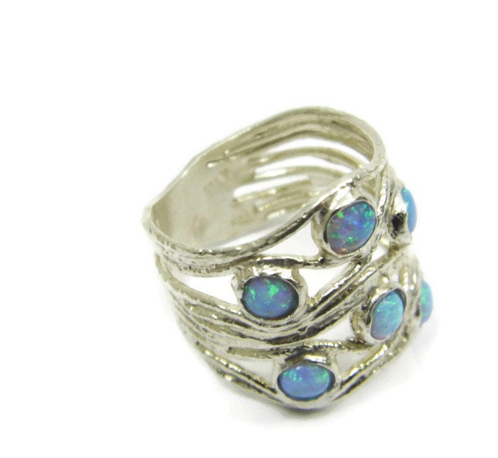 Waves opals ring