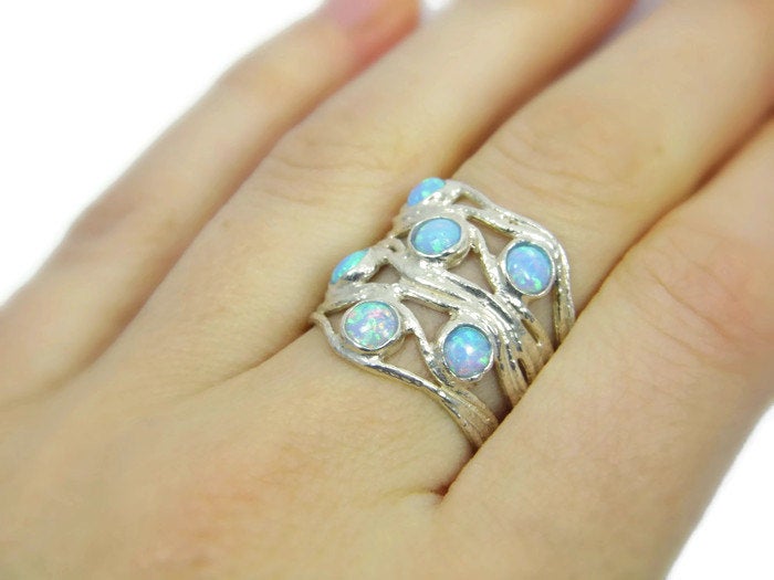 Waves opals ring