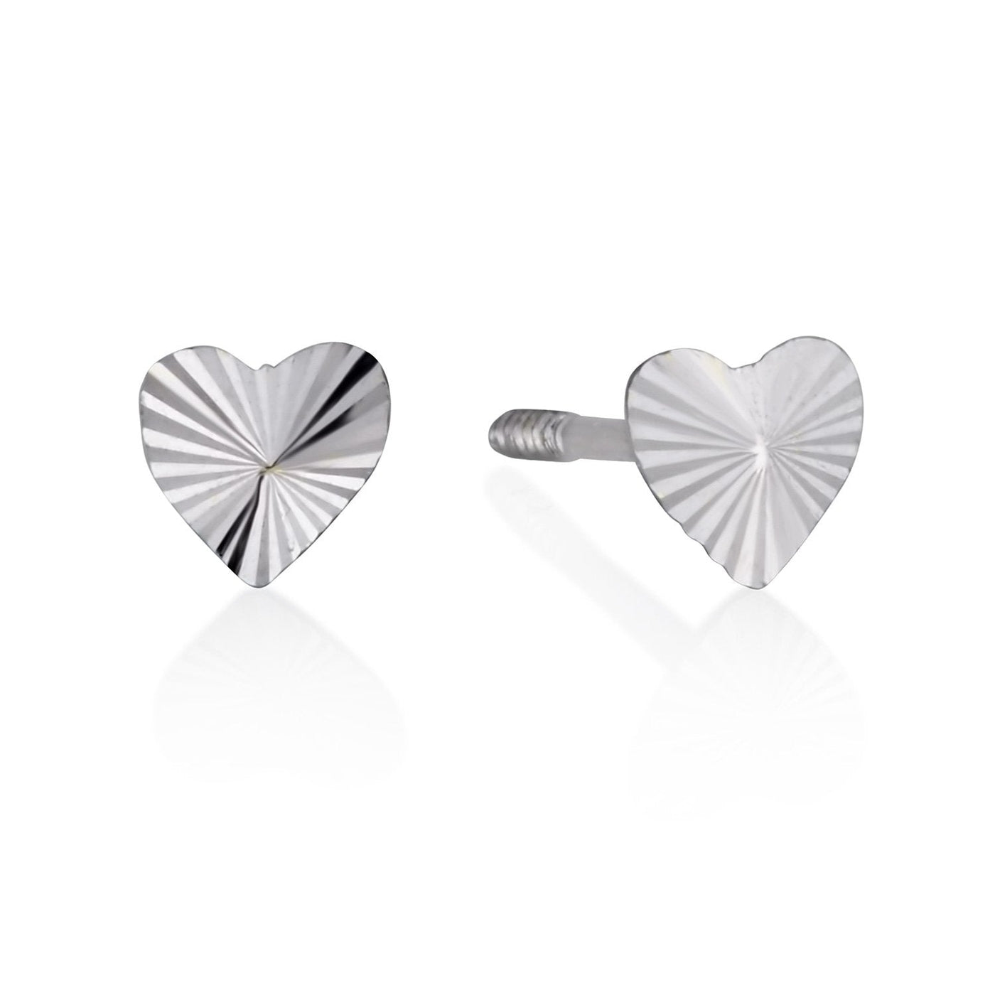 TINY GOLD HEART STUDS